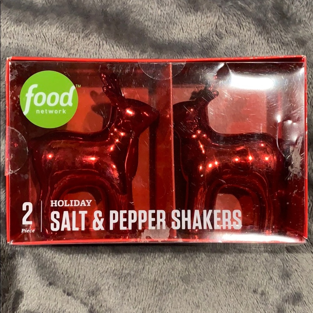 Salt & Pepper Shakers